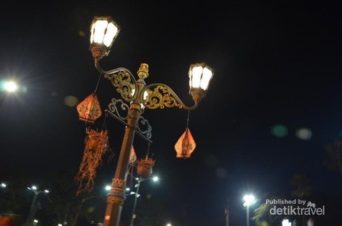 Yogyakarta saat malam