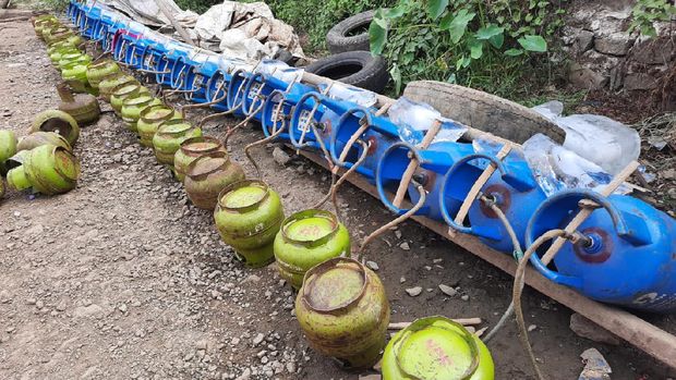 Bareskrim ungkap pengoplosan gas elpiji di Tangerang, Banten