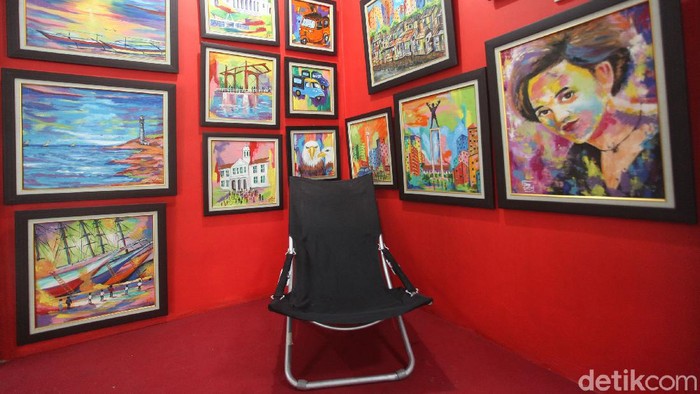 Begini Jadinya Kios Pasar Disulap Jadi Galeri Seni Ada yang berbeda dari Pasar Gembrong Baru, Jatinegara, Jakarta Timur. Kini, kios-kios disana disulap menjadi ragam galeri seni. Penasaran?