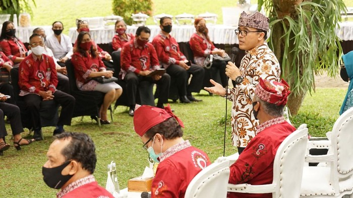 Bupati Anas Kembali Ajak Tokoh Agama Dorong Disiplin Protokol Kesehatan