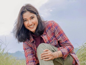 InstaTalk!: Petualangan Seru Claresta Taufan Keliling Indonesia