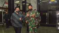  Pada tahun 2020 lalu, Andika juga ditunjuk menjadi Wakil Ketua Komite Pelaksana Penanganan COVID-19 dan Pemulihan Ekonomi Nasional untuk mendampingi Menteri BUMN Erick Thohir. Foto: Timkom Komite Penanganan Covid-19 dan PEN.
