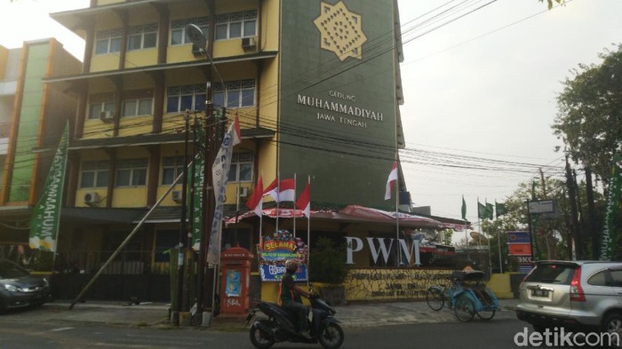 Gedung Pimpinan Wilayah Muhammadiyah (PWM) Jateng di Semarang, Jumat (7/8/2020).