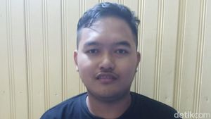 Potret Gilang Predator Fetish Pocong Dibungkus di Kapuas
