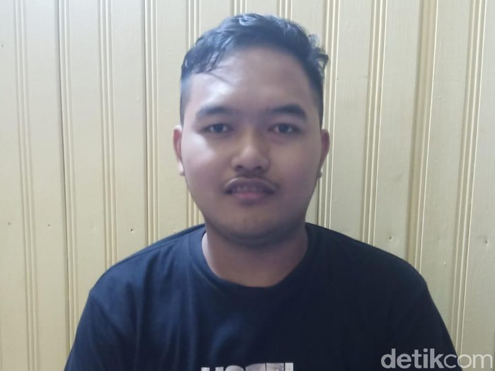 gilang fetish kain jarik