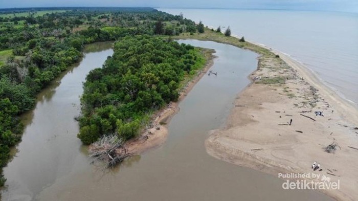 Gosong Tebing Tinggi di Tanah Laut