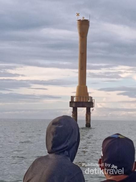 Gosong Tebing Tinggi di Tanah Laut