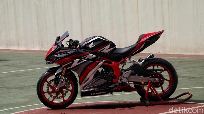 Honda CBR250RR SP Quickshifter