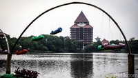 Universitas Indonesia mencapai skor Citations 8,2, Industry Income 88,1, International Outlook 38,9, Research 17,9, dan Teaching 31,8. (detikFoto)