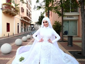 Cerita Pengantin yang Viral, Foto Saat Ledakan Lebanon: Aku Akan Mati
