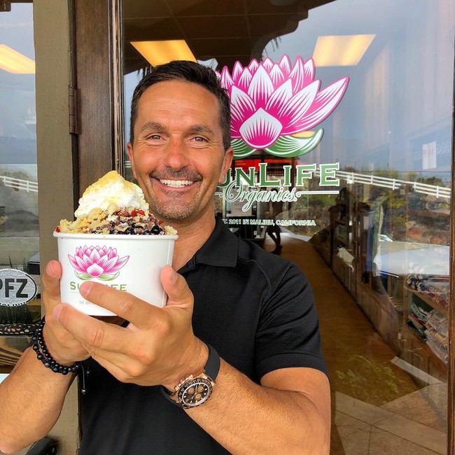 Pelajaran yang bisa diambil adalah cari tahu kelemahanmu dan bergaul dengan orang-orang dengan karakteristik yang kamu tidak miliki. Penting untuk tahu kekuatanmu tapi lebih penting untuk tahu kelemahanmu dan mencari seseorang yang bisa membantumu. Foto: Instagram @khalilrafati