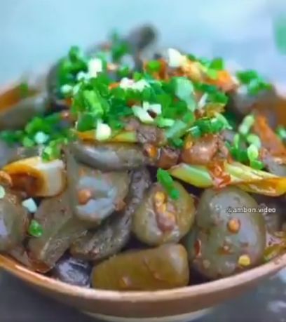 Masak oseng-oseng batu kerikil