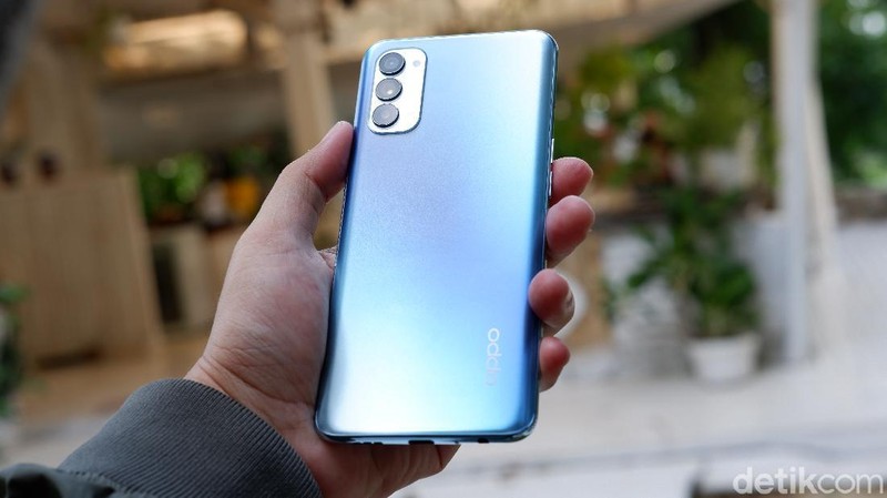 Oppo Reno4