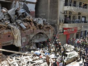 Presiden Lebanon Sebut Ledakan Beirut karena Kelalaian Atau Serangan Rudal