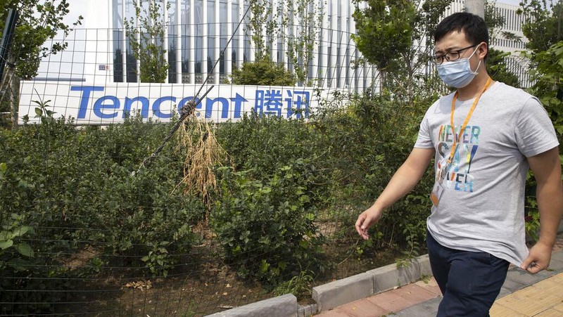 Presiden AS Donald Trump resmi keluarkan perintah eksekutif melarang TikTok dan WeChat beroperasi di AS. Aturan itu berlaku dalam 45 hari ke depan.