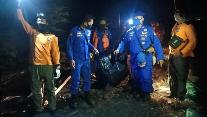 Satu dari lima korban hilang terseret ombak Pantai Goa Cemara, Bantul ditemukan tewas, Jumat (7/8/2020).
