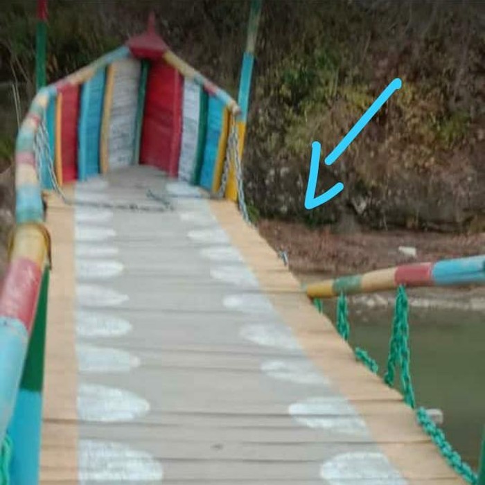 Seorang wisatawan asal Kismantoro jatuh dari wahana setinggi enam meter di Rest Area Biting, Kecamatan Badegan. Ia mengalami luka di bagian kepala.