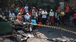 Puing-puing Sisa Kebakaran Pasar Timbul jadi Tontonan Warga