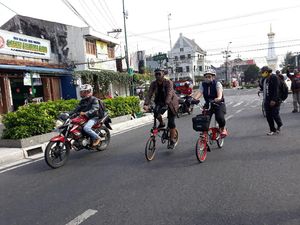 Anggota Dewan, Artis Hingga Selebgram Promosi Yogya Lewat Gowes