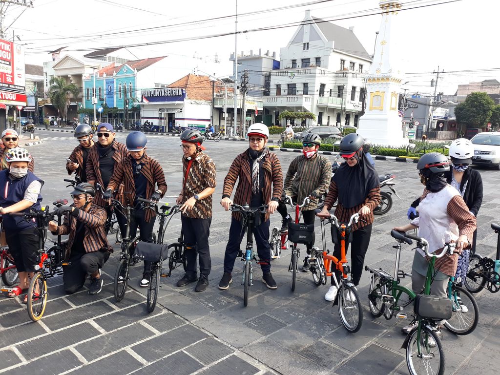 Anggota Dewan, Artis Hingga Selebgram Promosi Yogya Lewat Gowes