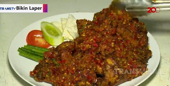 Bikin Laper! Asam-asam Iga dan Ayam Bumbu Merah yang Pedas Nikmat