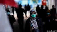 Adapun, syarat mendapatkan bantuan Rp 600.000 per bulan adalah pekerja di bawah gaji Rp 5 juta per bulan, aktif BPJS Ketenagakerjaan, dan bukan PNS atau pegawai BUMN. Rifkianto Nugroho/detikcom  