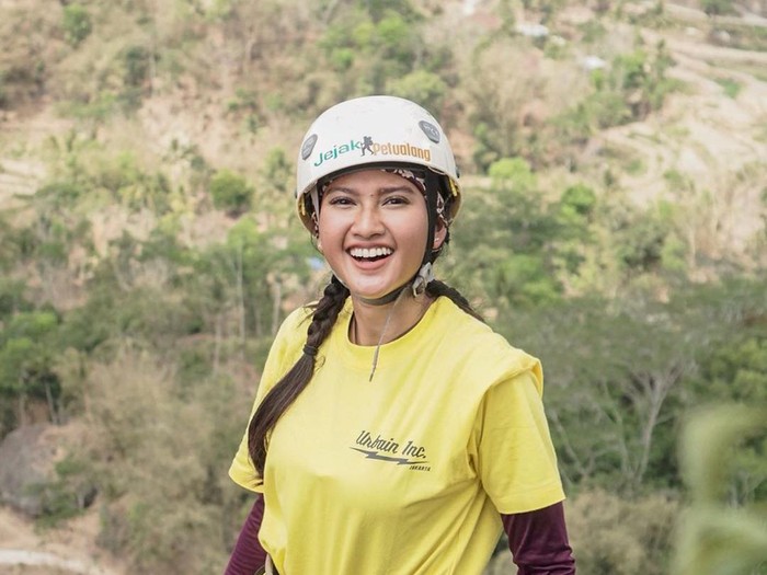 Claresta Taufan, Host Jejak Petualang Pecinta Wisata Ekstrem