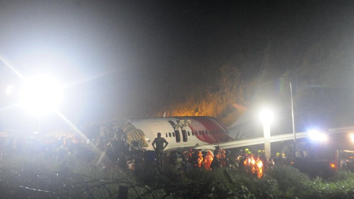 India Plane Crash Lands One of the persons injured after an Air India Express flight skidded off a runway while landing at the Kozhikode airport is brought for treatment to the Medical College Hospital in Kozhikode, Kerala state, India, Friday, Aug. 7, 2020. (AP Photo)