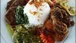 Nikmatnya Masakan Padang Jadi Inspirasi 10 Meme Kocak Ini
