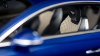 Bentley meluncurkan miniatur Continental GT dengan skala 1:8. Miniatur ini meniru tampilan mobil aslinya dengan sangat detail. Foto: Pool (Carscoops)