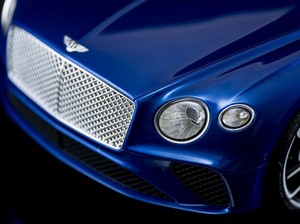 Miniatur Bentley Dibanderol Seharga LCGC, Dibikin Dalam 300 Jam