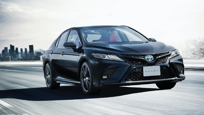 Toyota Camry Black Edition