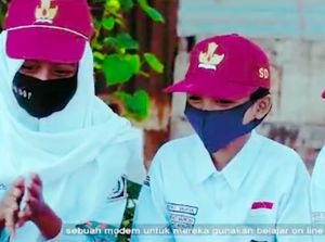 Perjuangan Anak Pulau di Lepas Laut Makassar Belajar Online