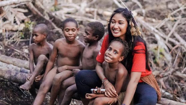 Claresta Taufan dan Kisah Jatuh Hatinya pada Papua