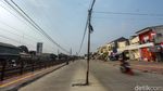 Duh! Ada Tiang Mejeng di Tengah Jalan Kemuning Pasar Minggu
