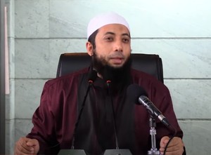 Ustaz Basalamah Terbawa Polemik Video Lama Larang Nyanyi Indonesia Raya