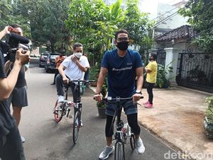 Video Bersepeda Bareng, Mendag-Sandiaga Bicarakan Kontraksi Ekonomi RI
