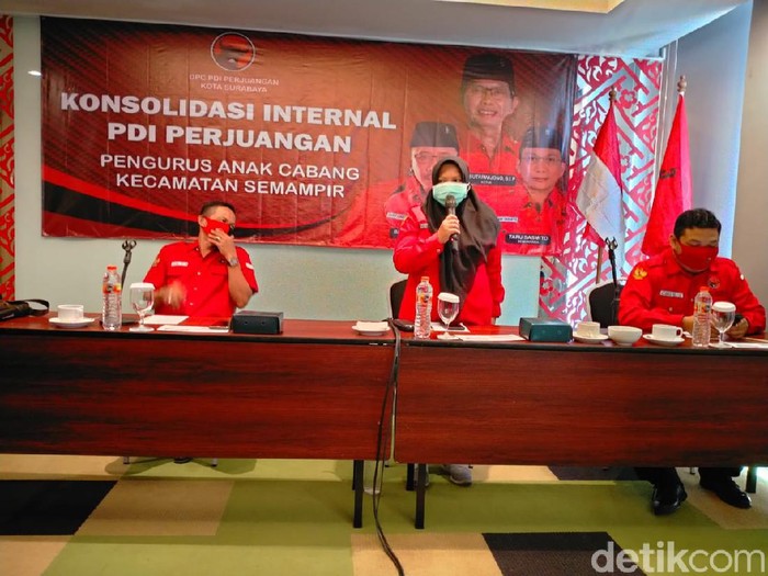 Rekomendasi Calon Wali Kota Surabaya dari PDI Perjuangan masih belum diumumkan. Meski demikian, jajaran pengurus PDIP Surabaya terus menyolidkan barisan menyambut pengumuman rekom tersebut.