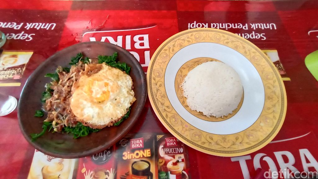 Pecel Pakis