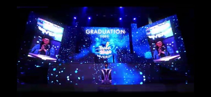 Wisuda online di Trans Studio Cibubur