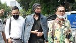 Anji Santai Penuhi Panggilan Polisi