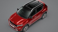 Oh iya, KIA Sonet juga sudah dilengkapi fitur sun roof. Foto: KIA Motors India