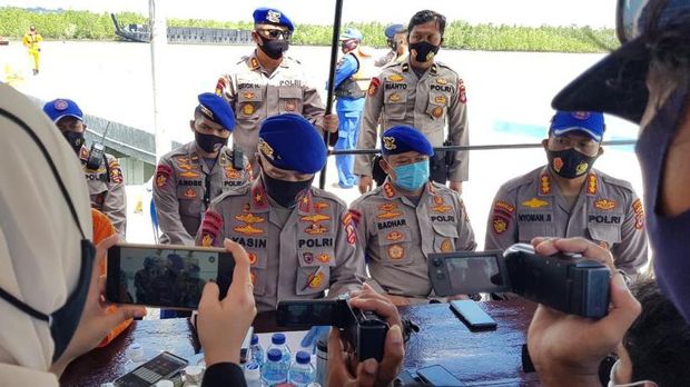 Konpers penemuan jenazah Brigadir Ivan Dilasman, salah satu polisi yang hilang saat speed boat tenggelam di laut Kaltara