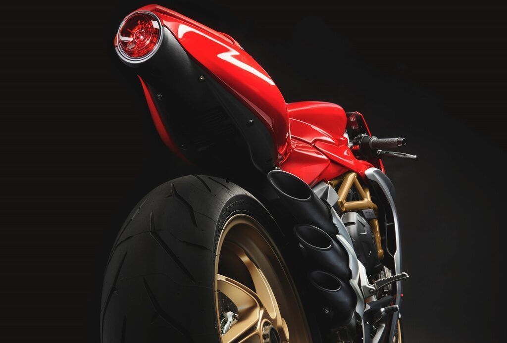MV Agusta Superveloce 800