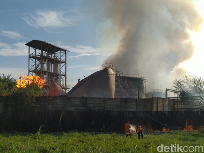 Pabrik Bioetanol di Mojokerto Meledak
