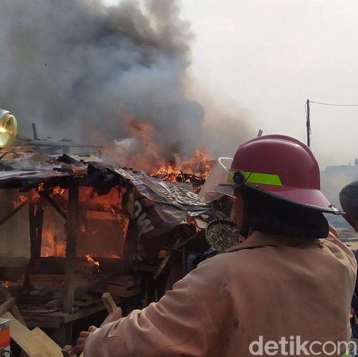 Pasar ciranjang kebakaran