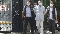 Diketahui, penangkapan Jimmy ini menjadi yang pertama kali dilakukan usai UU Keamanan Nasional berlaku di Hong Kong pada awal Juli lalu. AP Photo.