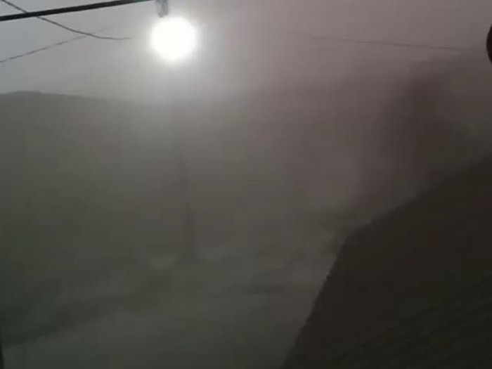 Potret suasana di Naman Teran saat erupsi Gunung Sinabung (dok. Bavo)