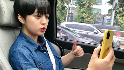 Sosok Anggota DPR Millennial yang Dikritik Karena Pakai Dress Pendek