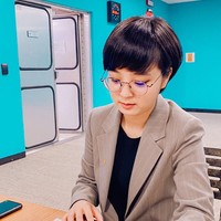 Ryu sendiri telah mendengar mengenai kecaman yang dialamatkan kepadanya. Politikus itu pun tampaknya tidak terlalu mengambil pusing. Ia mengatakan jika pemerintahan tidak dibangun dari busana formal. Foto: Instagram @ryuhojeong92